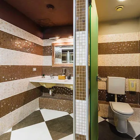 Arena Albaro House Апартаменты Генуя