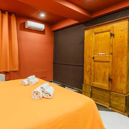 Arena Albaro House *