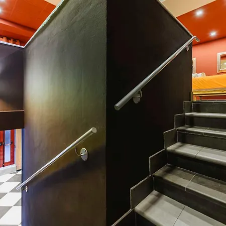 Апартаменты Arena Albaro House