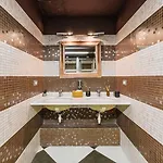 Arena Albaro House * Janov
